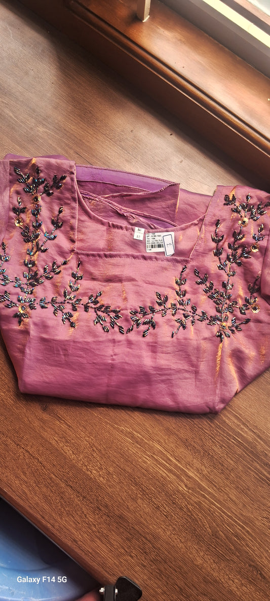 Neck work Kurti KL09