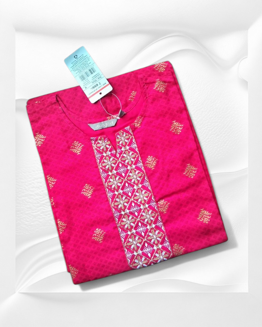Dark Pink_Kurti_Liva_AV02