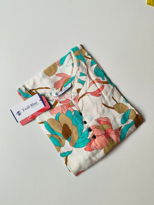 White floral plus  TW78